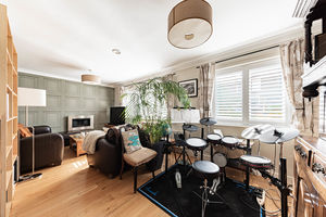 Photo 5- click for photo gallery